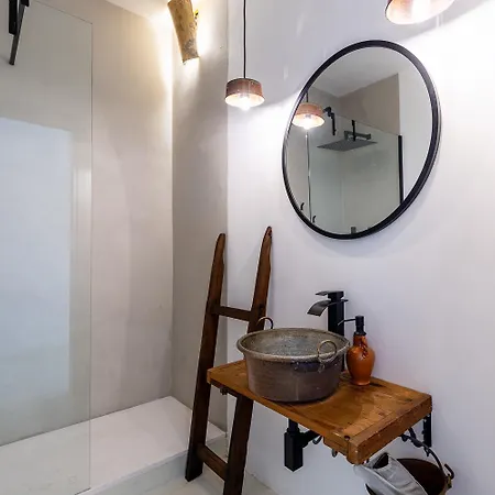 Bed & Breakfast Crobi Museum And 3*