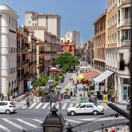 Crobi Museum And 4* كالياري