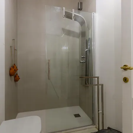 فندق مبيت وإفطار Crobi Museum And