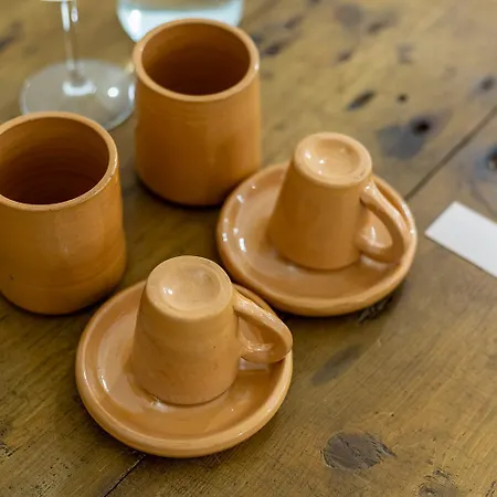 فندق مبيت وإفطار Crobi Museum And 4*