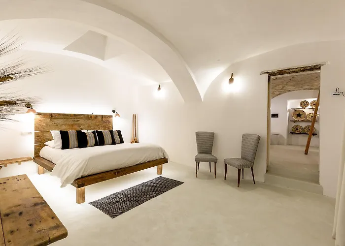 Oda ve Kahvaltı Crobi Museum And Cagliari