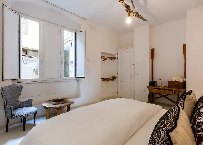 Oda ve Kahvaltı Crobi Museum And Cagliari